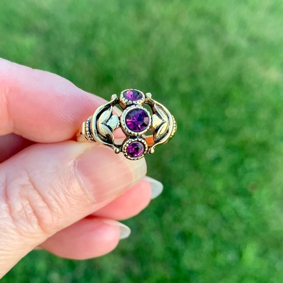 Jewelry - Vtg Art Nouveau Ring